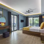 Private Luxury With Large Pool, Jacuzzi&barbecue In ölüdeniz *