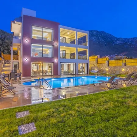 Villa Private Luxury With Large Pool, Jacuzzi&barbecue In ölüdeniz